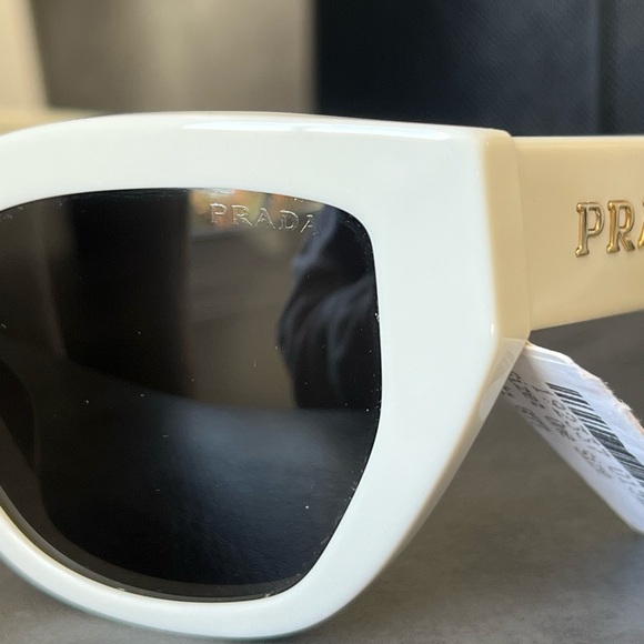 Prada SPR A09 Cat Eye Sunglasses in White - Picture 7 of 11